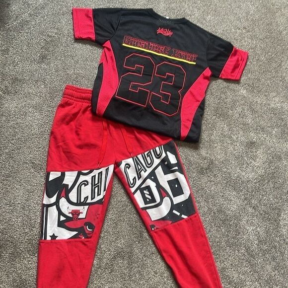 Vtg 90s Chicago Bulls Faded Spellout Basketball Sweatpants & 23 Jersey size S - Picture 2 of 14